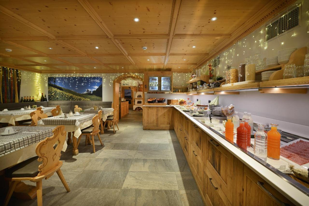 Hotel San Giovanni Livigno Luaran gambar