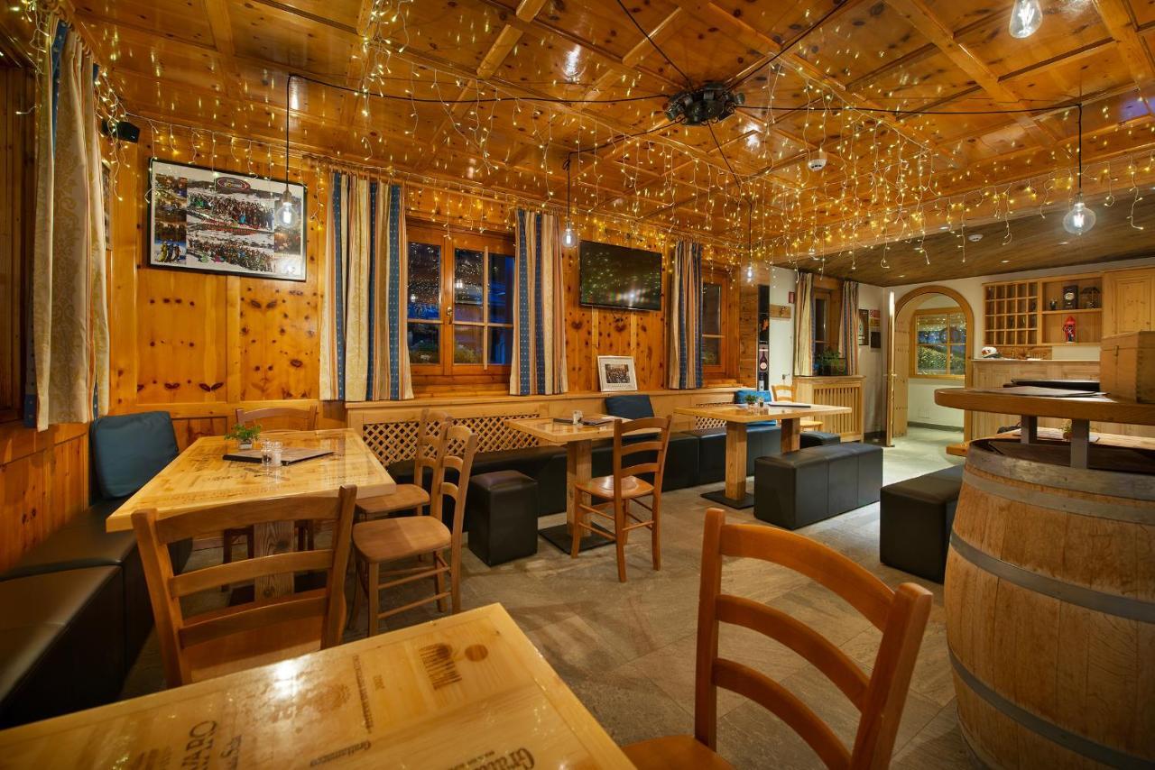 Hotel San Giovanni Livigno Luaran gambar