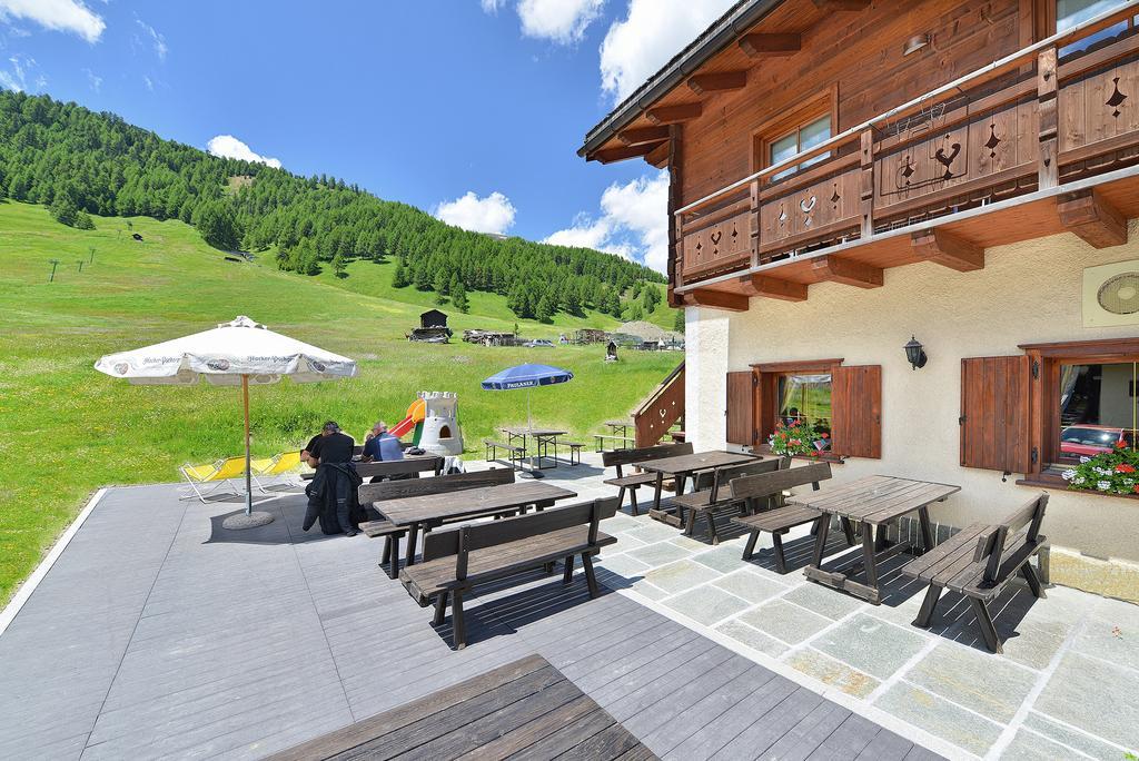 Hotel San Giovanni Livigno Luaran gambar